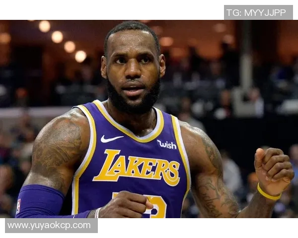 又改写前史榜首！詹姆斯17+8+6屡次迸裂暴扣 持续演绎不老神话